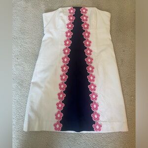 adorable lily pulitzer strapless dress!!